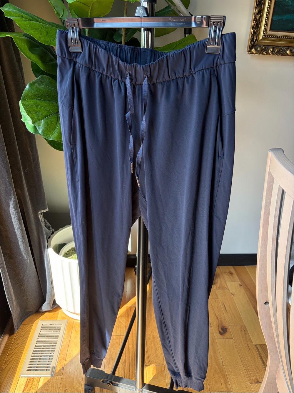 Lululemon Women’s Drawstring Jogger Pants - Navy Sz 6